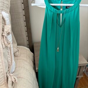 NWT SLNY GREEN HALTER DRESS W/ GOLD NECKLACE SZ 4